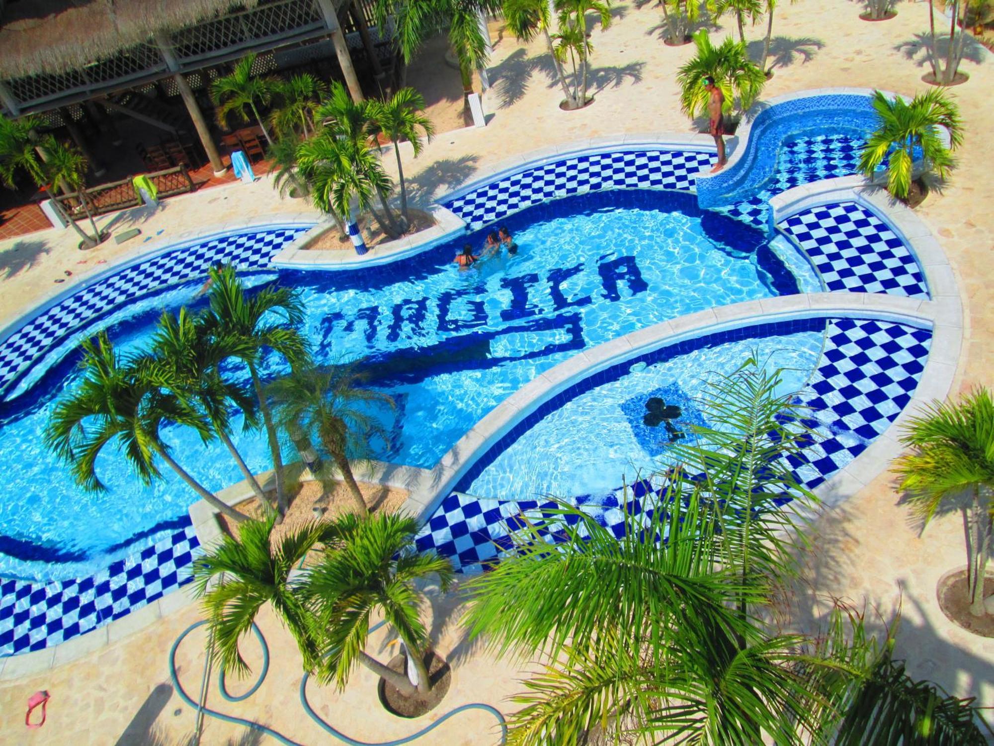 Hotel Isla Magica Ковеньяс Екстер'єр фото